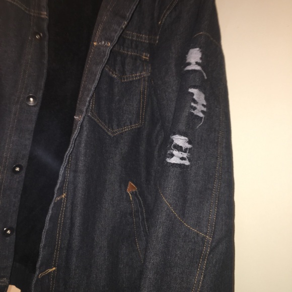 Blue jean jacket - Picture 2 of 3